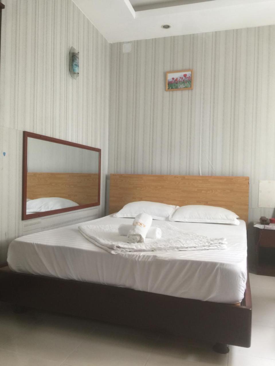 Lucky Hotel Hô Chi Minh-Ville Extérieur photo